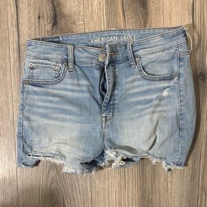 American Eagle Outfitters Light Wash Frayed Hem Denim Shorts